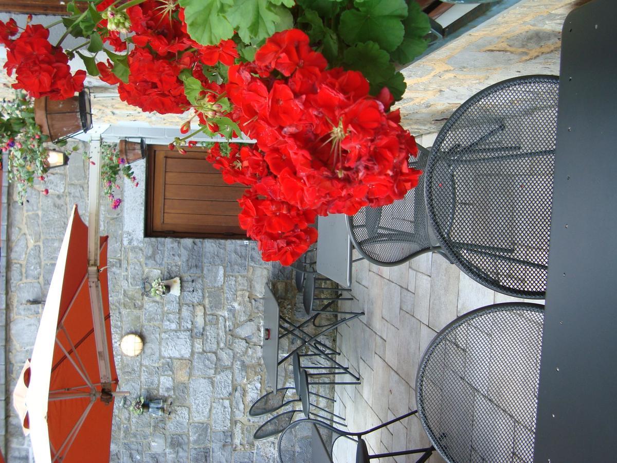 La Clochette Hotel Celles  Exterior photo